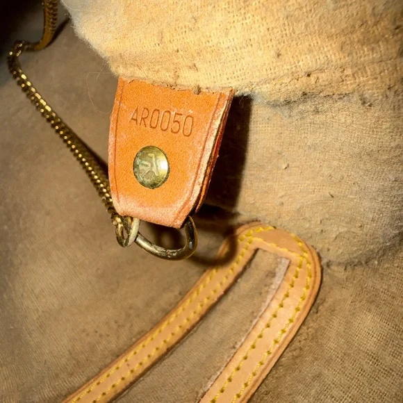 Louis Vuitton Monogram Marais Bucket Bag Tote - Vintage - Picture 10 of 11